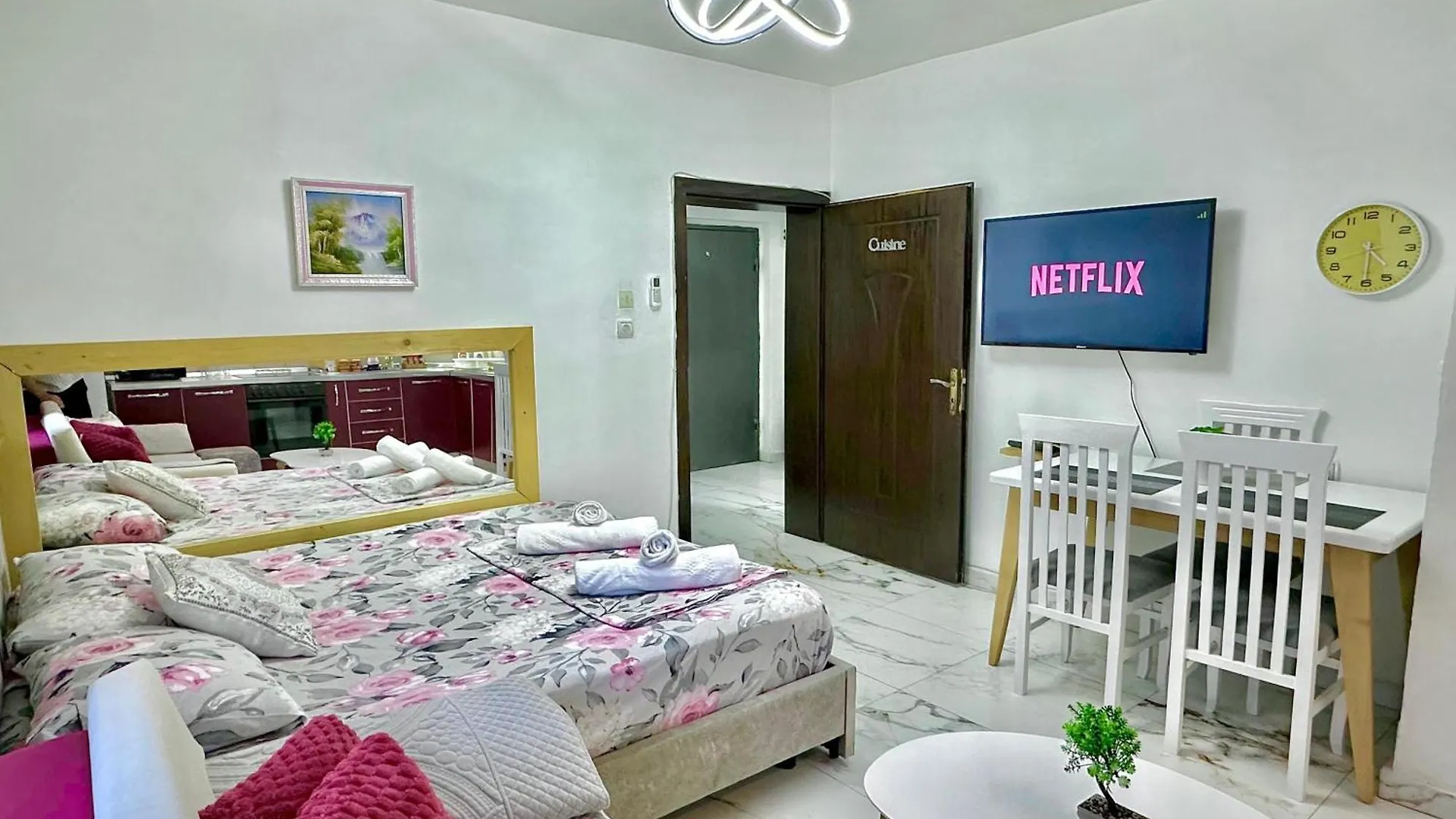 Cozy Urban Apartment Tirana